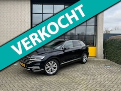 Volkswagen Touareg - Grijs kenteken prijs excl BTW Trekhaak, luchtvering, Leer & adaptieve cruise
