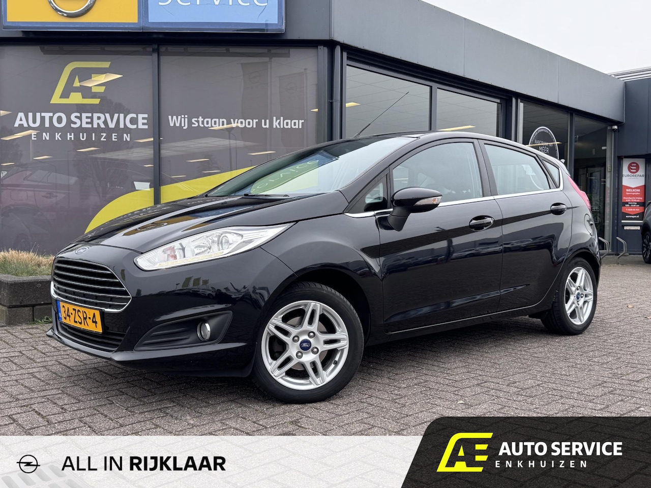Ford Fiesta - 1.0 EcoBoost Titanium Leuke zuinige auto met o.a. Climate control | LMV | Trekhaak - AutoWereld.nl