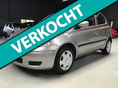 Toyota Yaris - 1.0 VVT-i Sol I 3e Eigen I New Apk + Koppeling + Klein Beurt I 129xxx Nap I 5 Drs I Elec R
