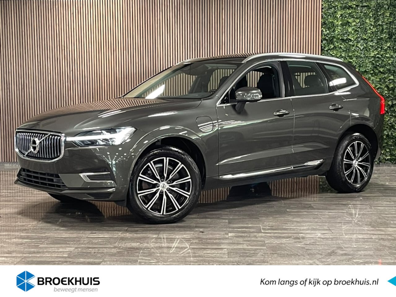 Volvo XC60 - T6 AWD Recharge Inscription | Trekhaak | Stoel en Stuurwielverwarming | Parkeercamera | Fu - AutoWereld.nl