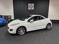 Peugeot 207 CC - 1.6 THP Roland Garros, LEDER, CRUISE, STL VERW, PDC, CLIMAT, PDC