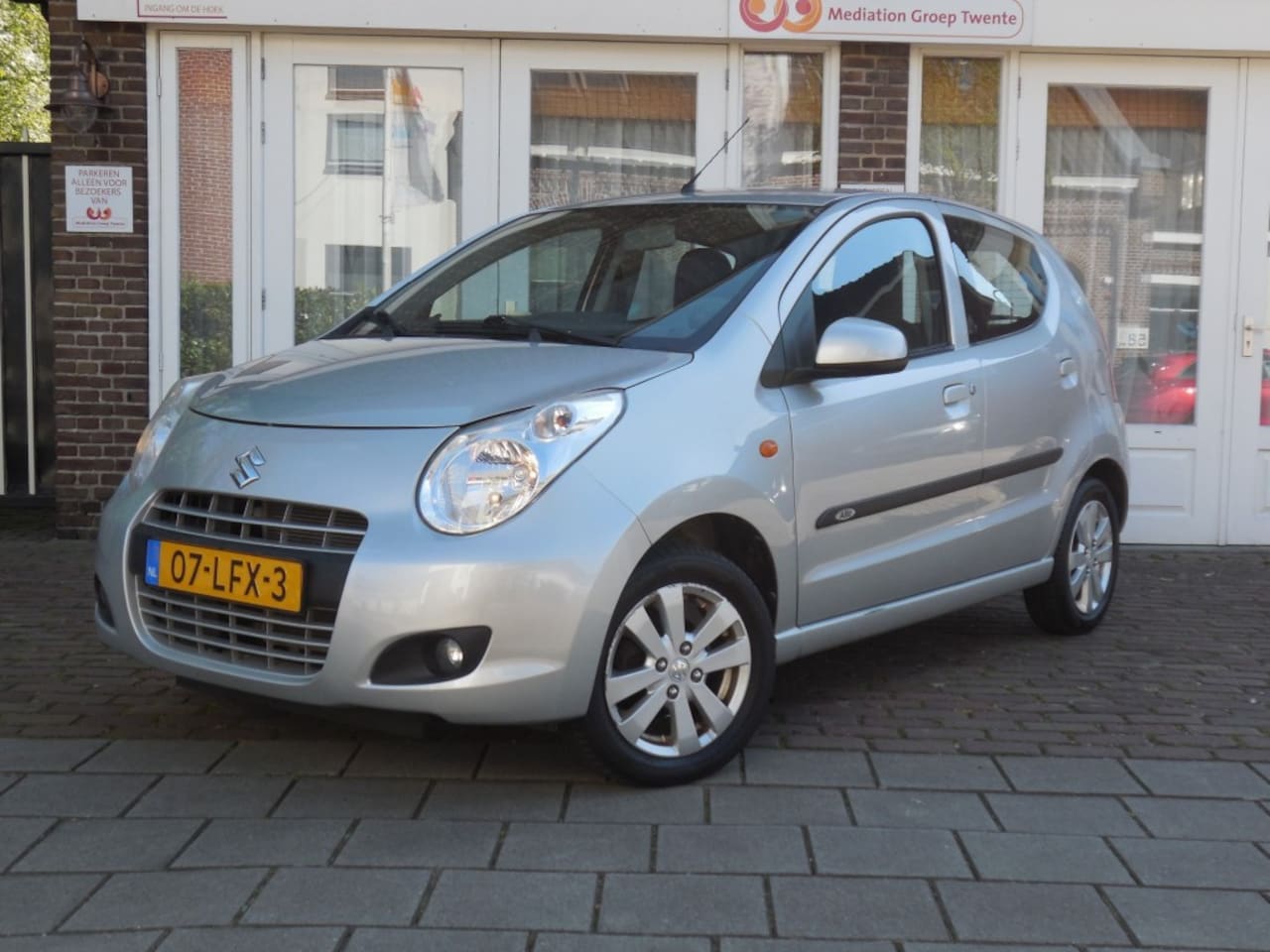 Suzuki Alto - 1.0 EXCLUSIVE / AIRCO / NAP ! / Elektr. Pakket /1e Eigenaar ! - AutoWereld.nl