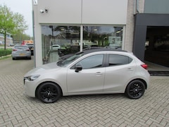 Mazda 2 - 2 1.5 E-Skyactiv-G 6AT 90pk Homura Aka