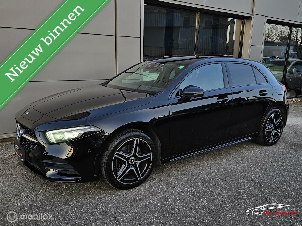 Mercedes-Benz A-klasse - 250 e AMG Panorama/360 camera/Night/Widescreen - AutoWereld.nl