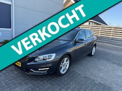 Volvo V60 - 2.4 D6 AWD Plug-In Hybrid Summum Automaat NAV.+ Clima Bj:2013 NAP