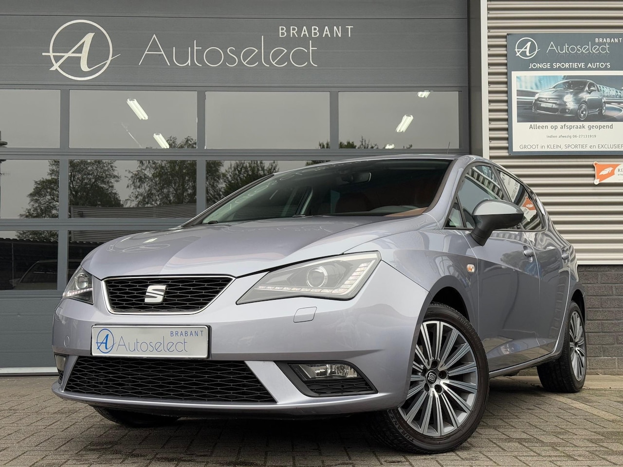 Seat Ibiza - 1.2 TSI Connect Clima Cruise Navi - AutoWereld.nl