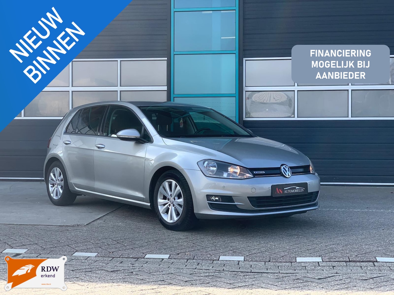 Volkswagen Golf - 1.6 TDI Business Edition R Connected 1.6 TDI Business Edition R Connected - AutoWereld.nl