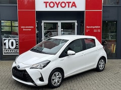 Toyota Yaris - 1.5 Hybrid ACHTERUITRIJCAMERA BLUETOOTH CLIMA CONTROL STOELVERWARM VOOR