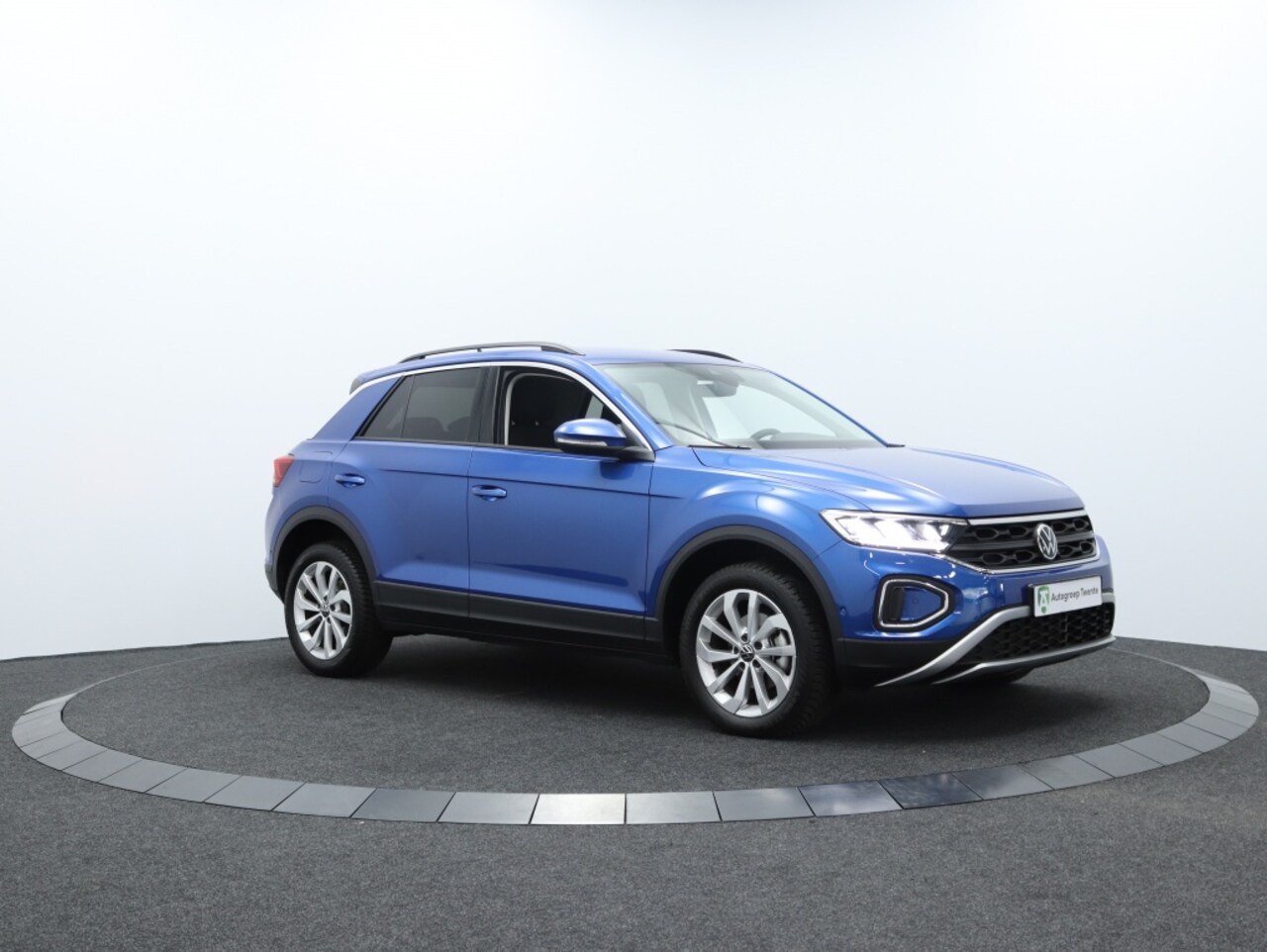 Volkswagen T-Roc - 1.5 TSI Life business Automaat | Private lease €569 p.m. - AutoWereld.nl