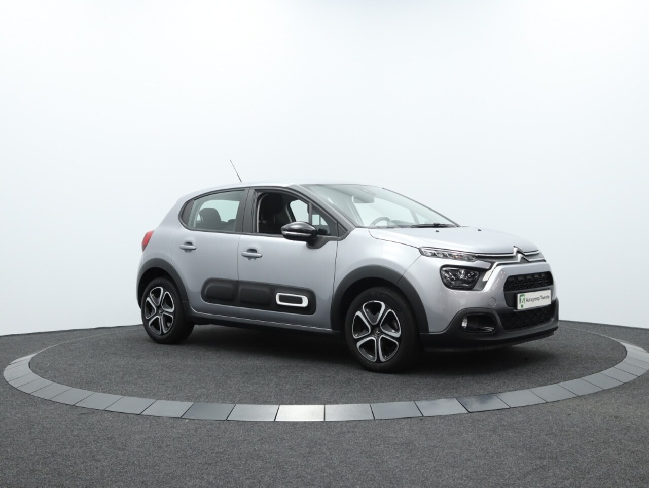 Citroën C3 - 1.2 PureTech Feel | Carplay navigatie | Airco | Cruise control - AutoWereld.nl