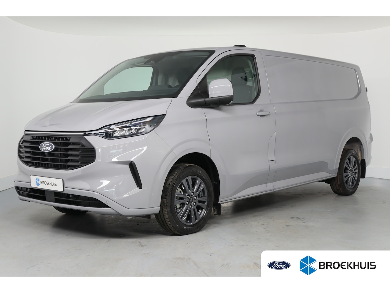 Ford Transit Custom - 320 2.0 TDCI 136 pk L2H1 Limited Automaat | € 5.330,- Voorraad Voordeel AUTOMATIC - AutoWereld.nl