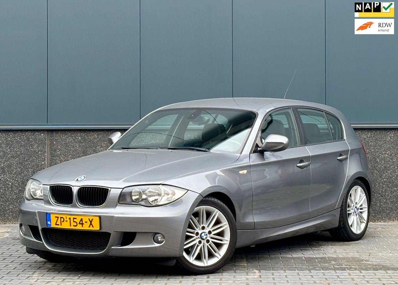 BMW 1-serie - 116i High Executive M-sport Automaat - AutoWereld.nl