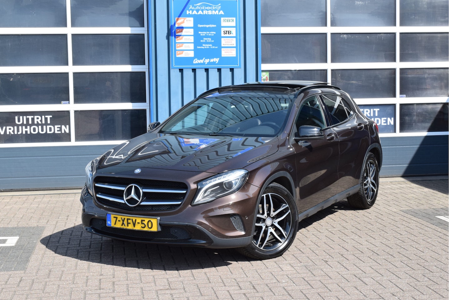 Mercedes-Benz GLA-Klasse - 200 CDI Ambition Comfort Panoramadak Night-pakket - AutoWereld.nl
