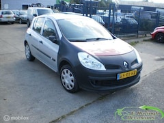 Renault Clio - 1.5 dCi Authentique