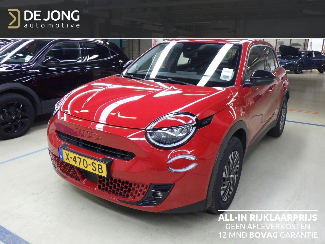 Fiat 600e - RED 54 kWh Apple Carplay/Parkeersensoren/409km actieradius/GEEN AFLEVERKOSTEN - AutoWereld.nl
