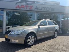 Skoda Octavia Combi - 1.2 TSI Elegance Automaat l Xenon