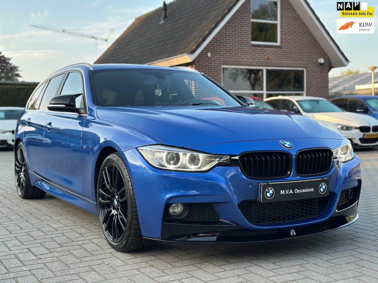 BMW 3-serie Touring - 316i High Executive M sport|Nwe Ketting + Klepseals|Leder|Groot Navi|Xenon|Cruise control| - AutoWereld.nl