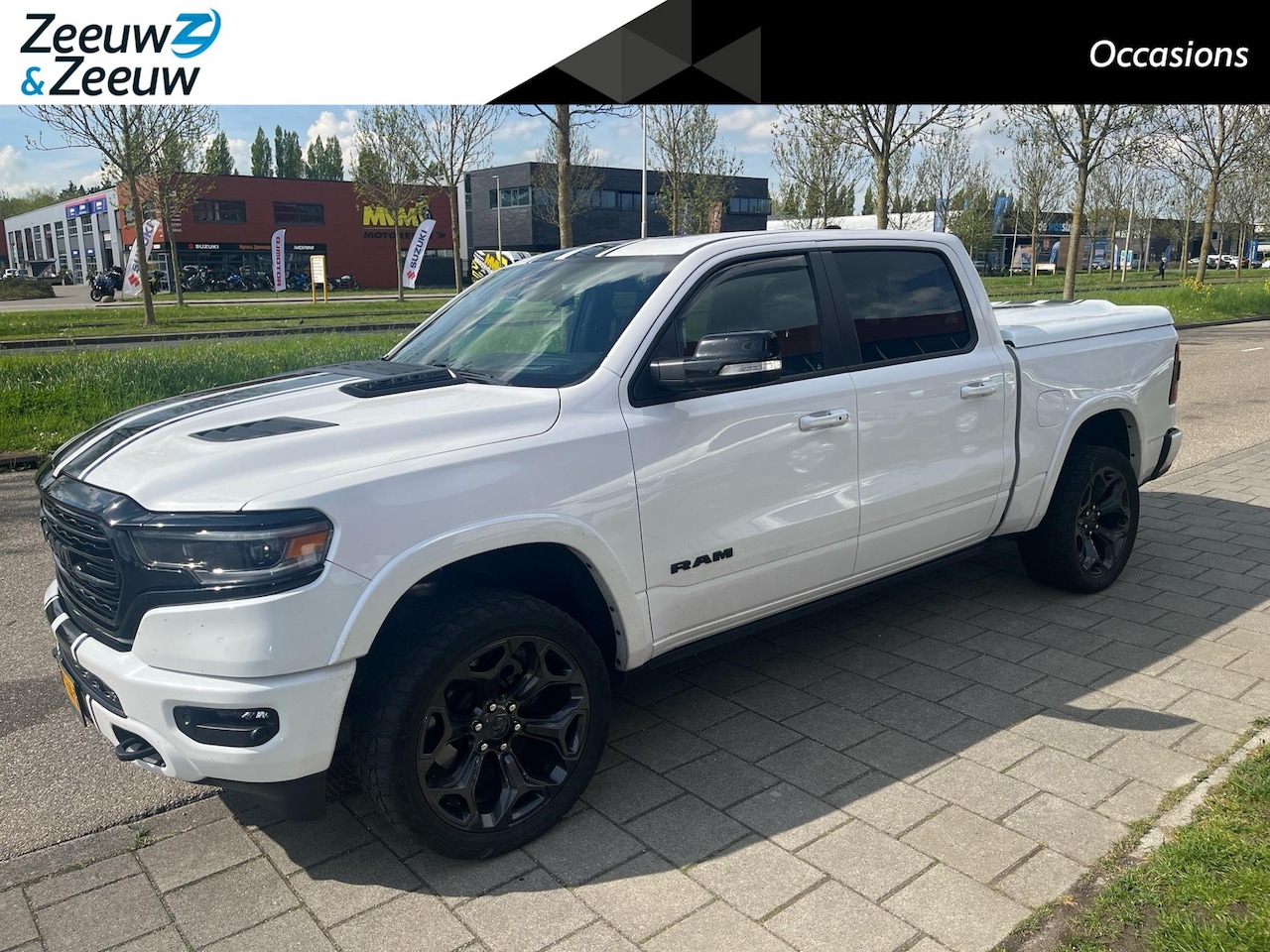 Dodge Ram 1500 - E-Torque 5.7 V8 HEMI 4x4 Crew Cab Limited - AutoWereld.nl