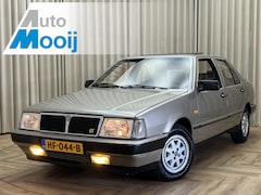 Lancia Thema - 2.8 V6 Alcantara *Nieuwe APK* Zonnedak, Trekhaak, V6 PRV, Automaat, Future Classic