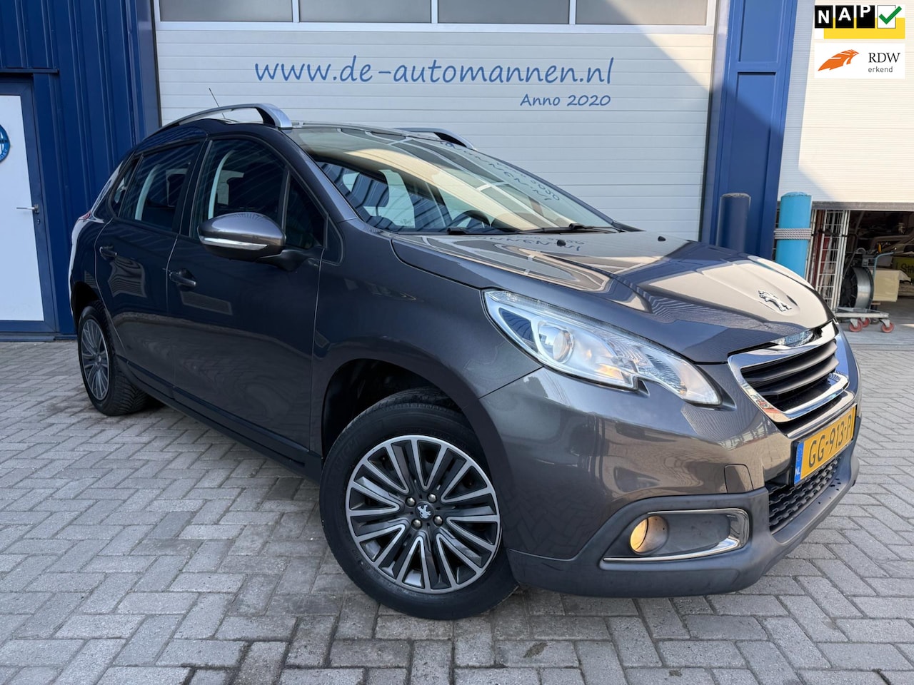 Peugeot 2008 - 1.2 PureTech 110pk Active / AIRCO-ECC / NAVI / PDC / 1e EIG / APK 05-26 - AutoWereld.nl