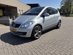 Mercedes-Benz A-klasse - 160 BlueEFFICIENCY Limited Edition [ airco, audio, 17``lmv ]