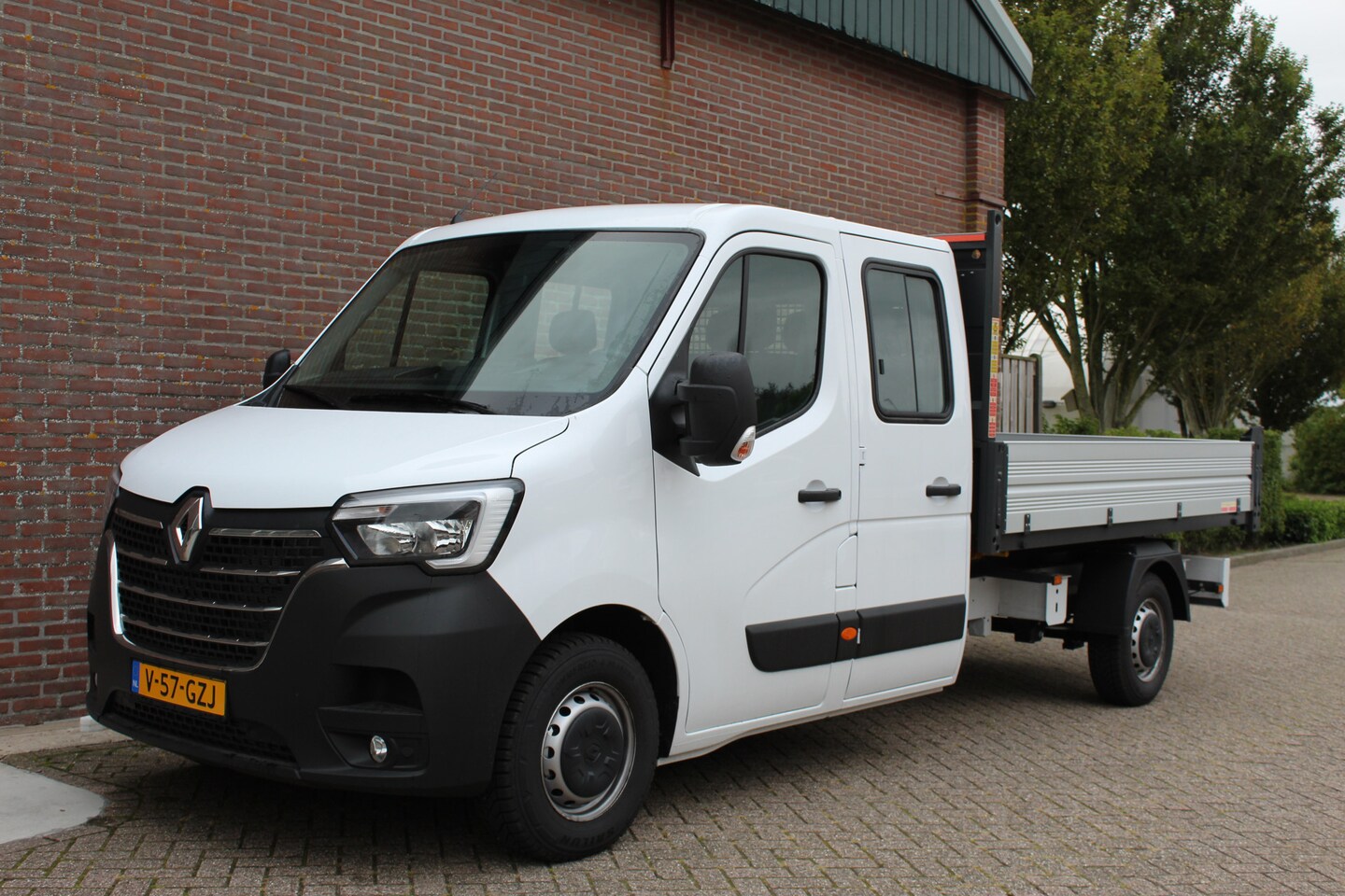 Renault Master - T35 2.3 dCi 165 L3 Dubbel Cabine Laadbak Kipper Pick Up Comfort - AutoWereld.nl