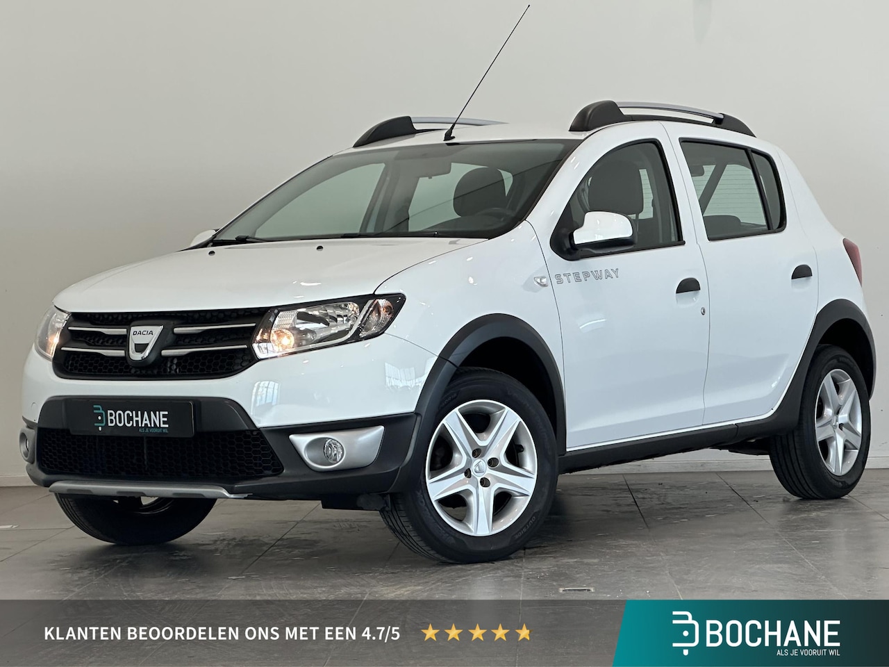 Dacia Sandero Stepway - 0.9 TCe 90 Lauréate | Navigatie | Airco | Cruise Control | Parkeersensoren achter | Goed o - AutoWereld.nl