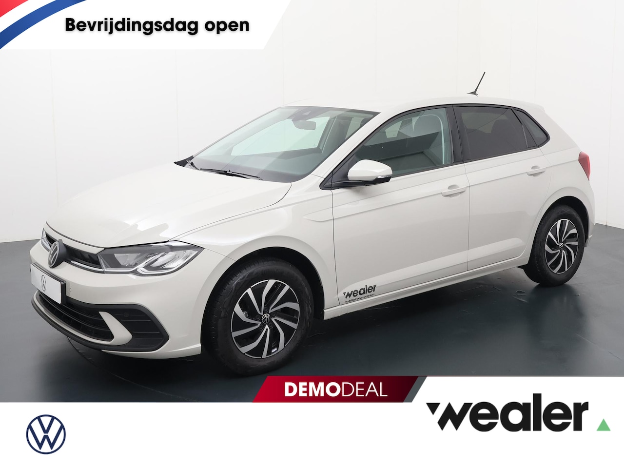 Volkswagen Polo - 1.0 TSI 95pk Life Edition | Navigatie | Draadloos app-connect | Parkeersensoren voor & ach - AutoWereld.nl