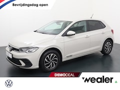 Volkswagen Polo - 1.0 TSI 95pk Life Edition | Navigatie | Draadloos app-connect | Parkeersensoren voor & ach