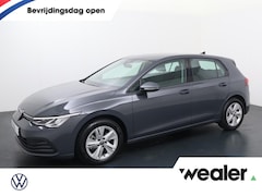 Volkswagen Golf - 1.0 eTSI Life | 110 PK | Virtual display | Multifunctioneel stuurwiel | Achteruitrij camer
