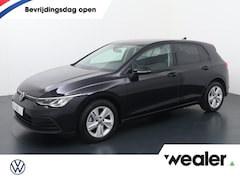 Volkswagen Golf - 1.0 TSI Life | 110 PK | Achteruitrijcamera | ErgoActive bestuurdersstoel | Climate control