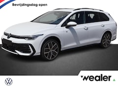 Volkswagen Golf Variant - R-Line-Edition 1.5 eTSI 85 kW / 116 pk Variant 7 v ersn. DSG | LED Matrix | Assistance Plu