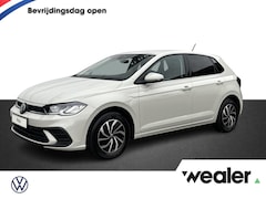 Volkswagen Polo - Life Edition 1.0 70 kW / 95 pk TSI Hatchback 5 ver sn. Hand | Parkeersensoren voor & achte