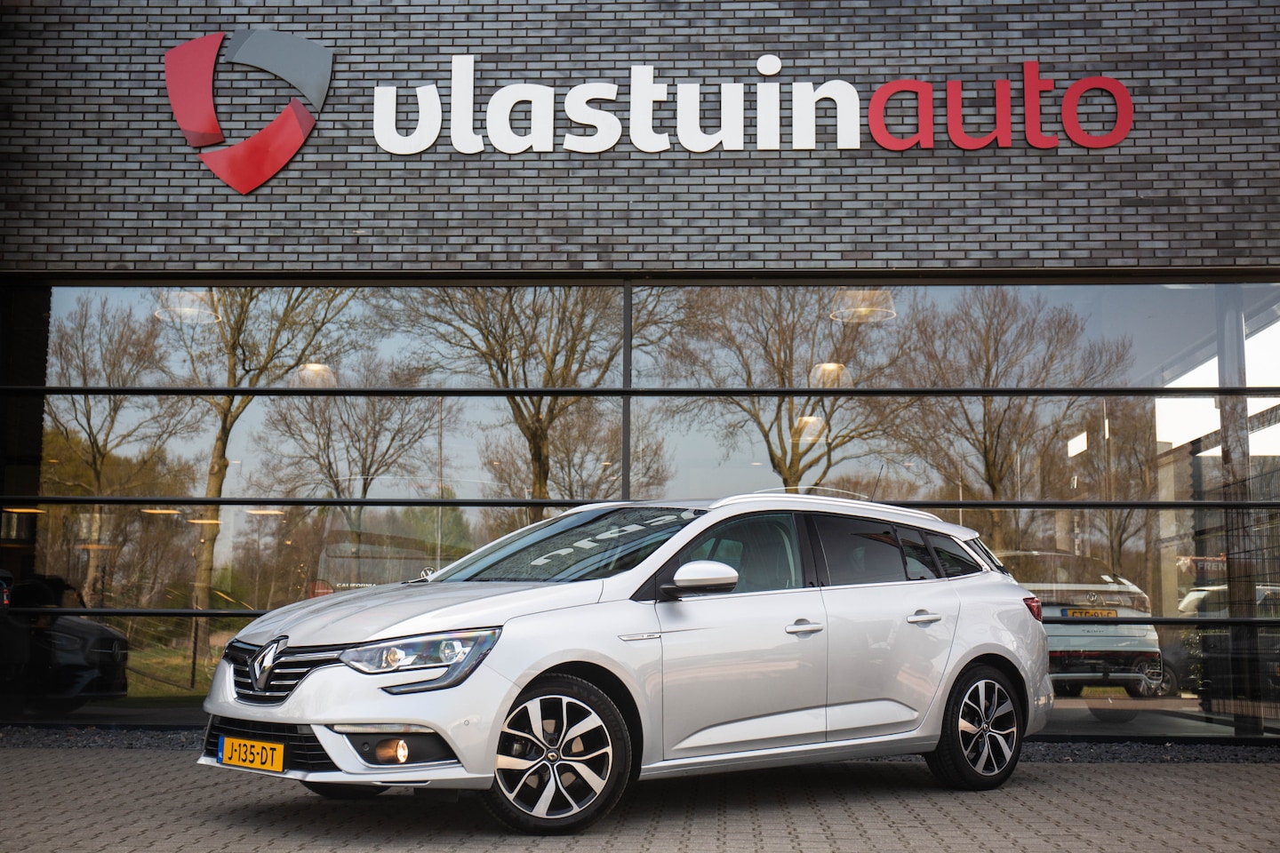 Renault Mégane Estate - 1.3 TCe Bose 1.3 TCe Bose , Trekhaak, Achteruitijcamera, - AutoWereld.nl