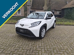 Toyota Aygo X - Aygo X 1.0 VVT-i Play