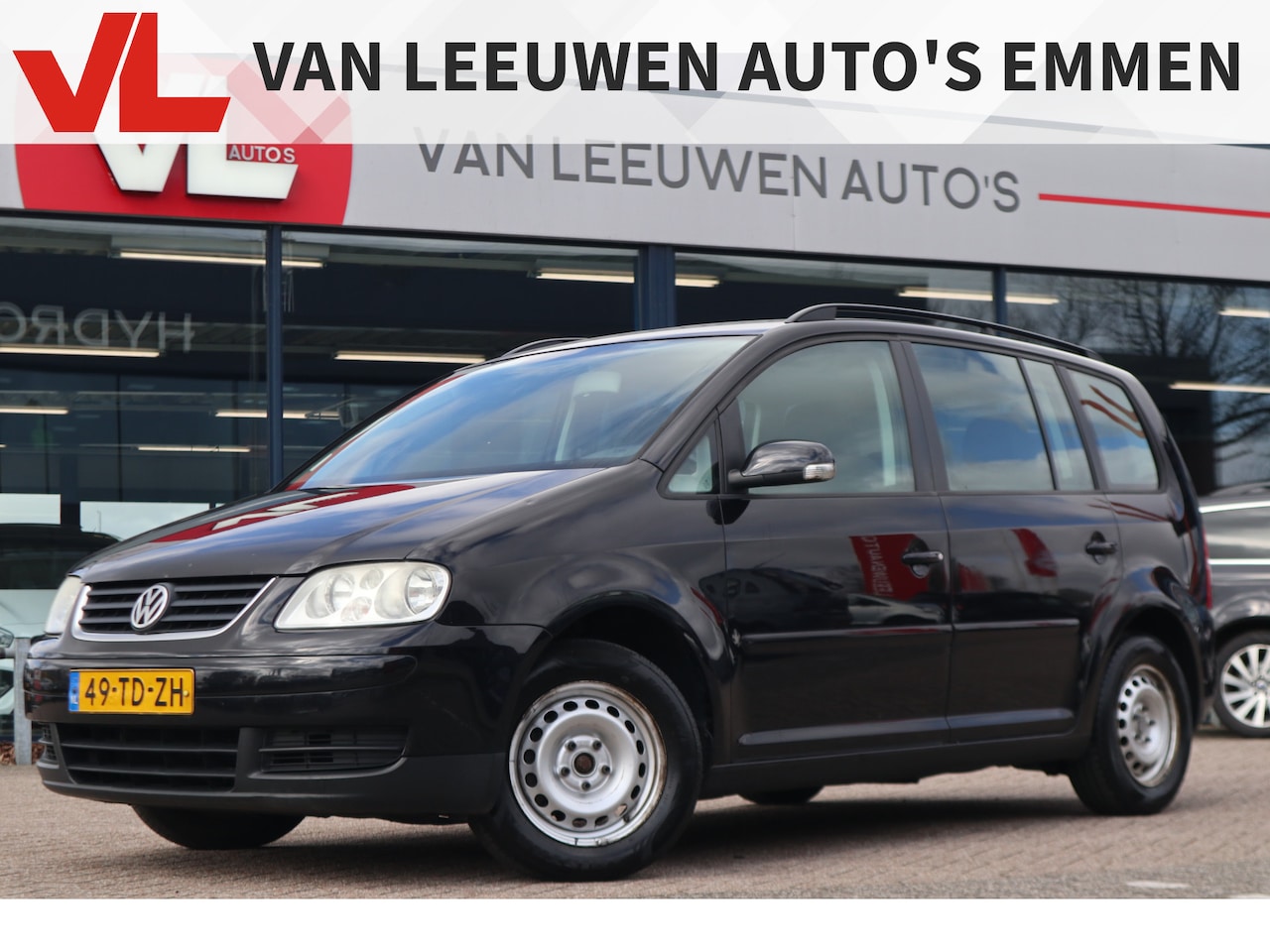Volkswagen Touran - 2.0-16V FSI Business | Cruise | Automatische Airco | Trekhaak - AutoWereld.nl