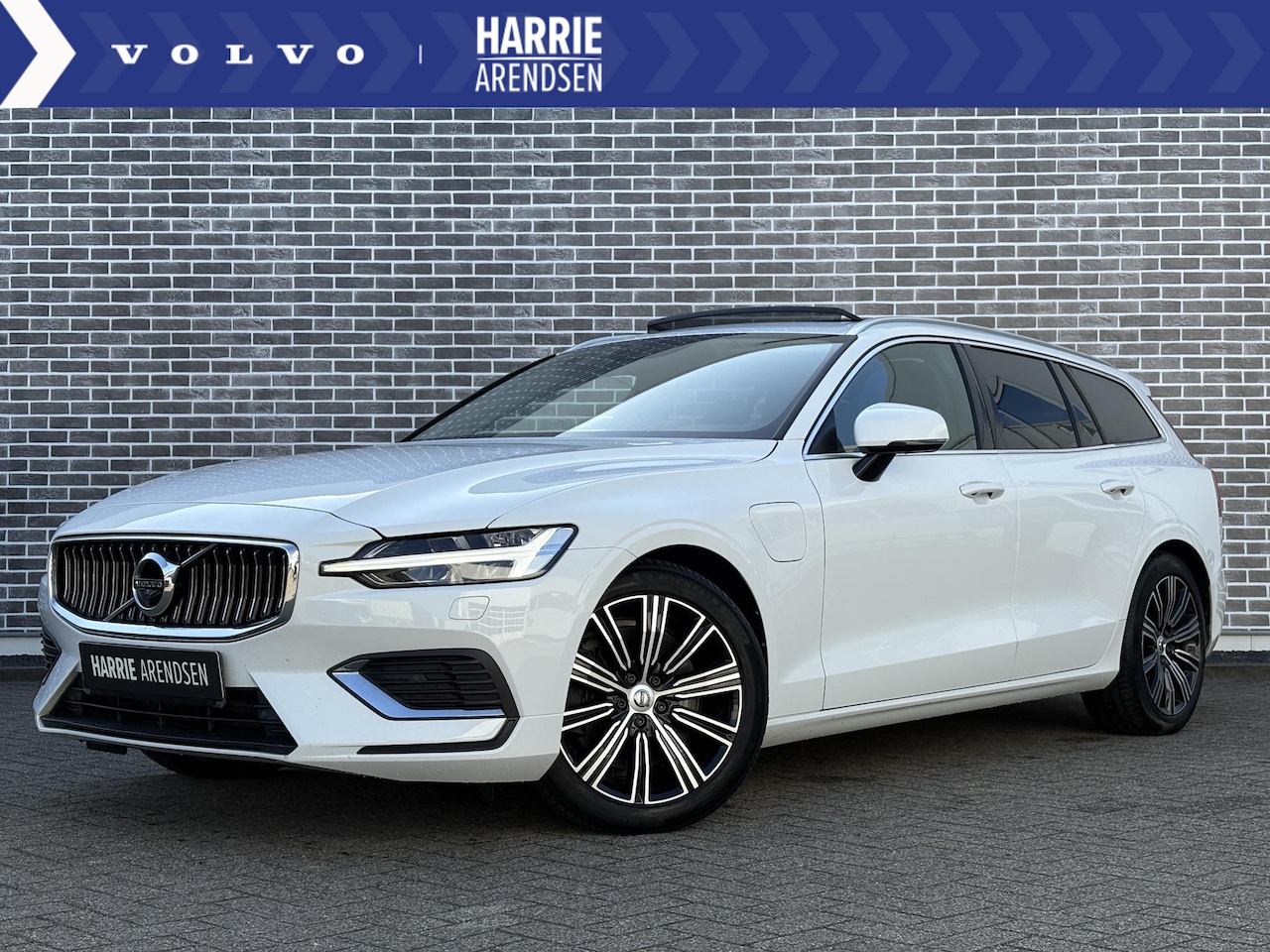 Volvo V60 - 2.0 T6 Recharge AWD Inscription Adaptieve Cruise Control en Blind Spot Information System - AutoWereld.nl