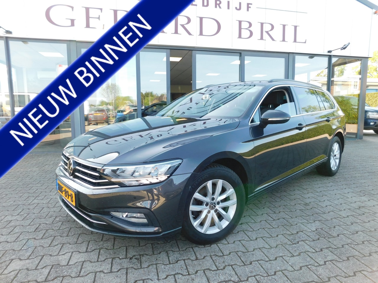 Volkswagen Passat Variant - 1.5 TSI/DSG Business, Acc, Led, Trekhaak, Carplay, Navi - AutoWereld.nl