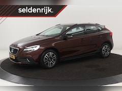 Volvo V40 Cross Country - 2.0 T4 Momentum | Automaat | Stoelverwarming | Trekhaak | Camera | Full LED | Navigatie |