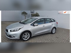 Kia Cee'd Sportswagon - 1.6 GDI Comfort Pack (model 2013) afneembare trekhaak, cruise control, airco,