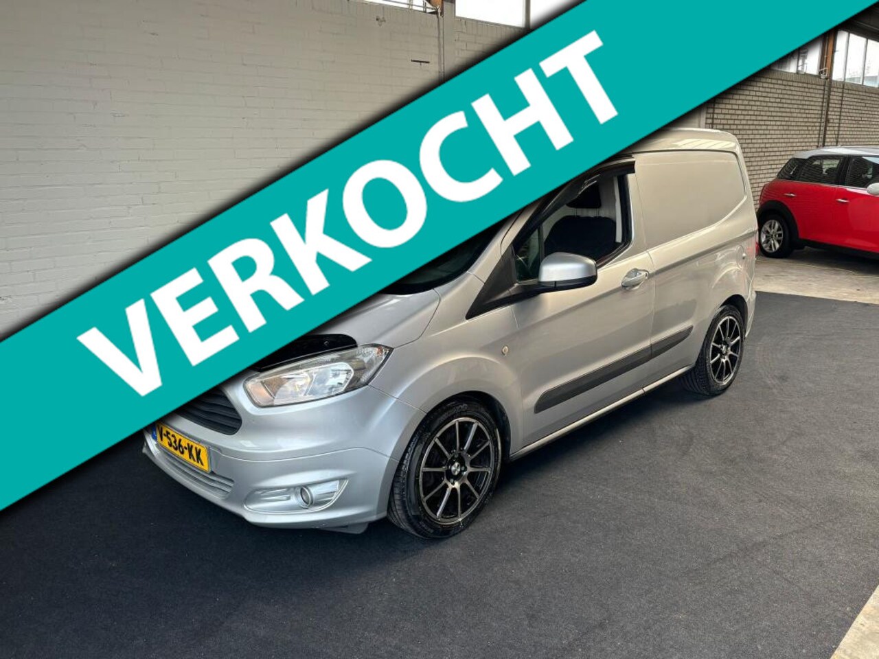 Ford Transit Courier - 1.6 TDCI Trend 1.6 TDCI Trend - AutoWereld.nl