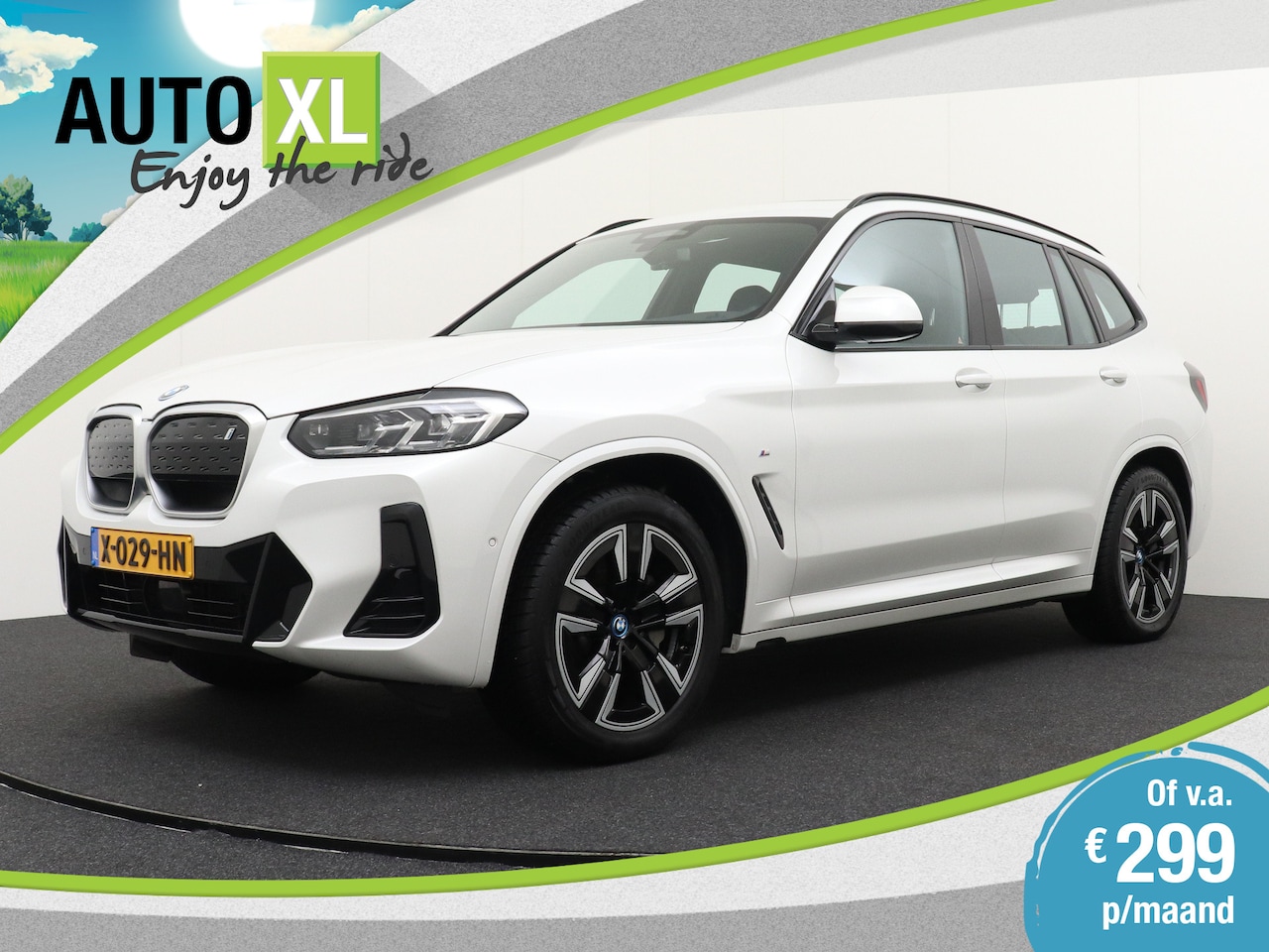 BMW iX3 - 80 kWh M-Sport Pano-dak Adapt. Cruise Dodehoek Camera - AutoWereld.nl