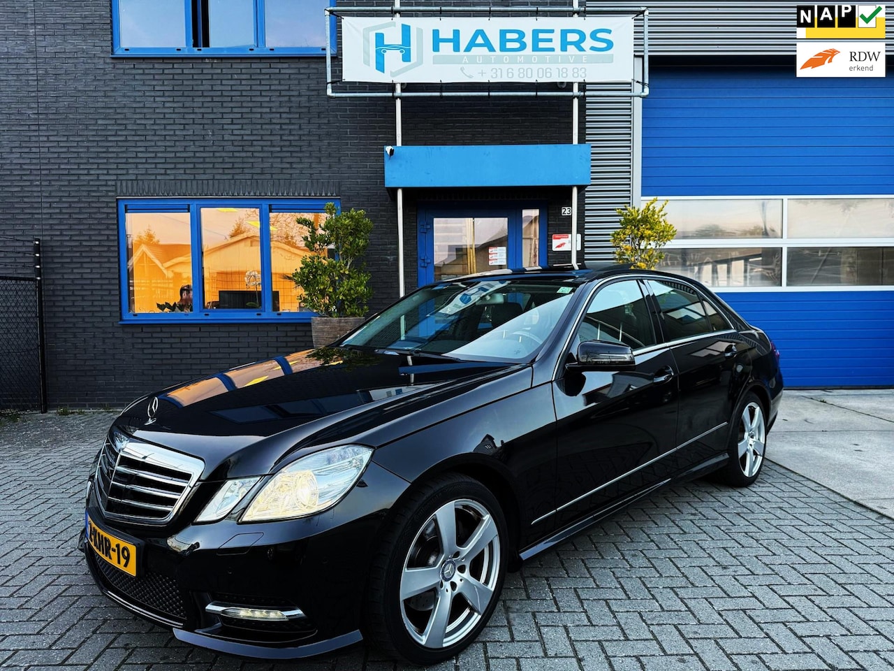 Mercedes-Benz E-klasse - 350 BlueTEC Prestige Avantgarde 252PK|Navi|Adaptive Cruis|Camera|PANO|Xenon/Led|HarmanKard - AutoWereld.nl