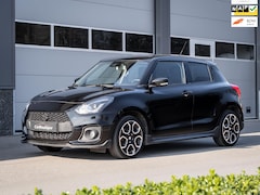 Suzuki Swift - 1.4 Sport I Camera I Cruise Control I Carbon I Navi I Stoelverwarming I