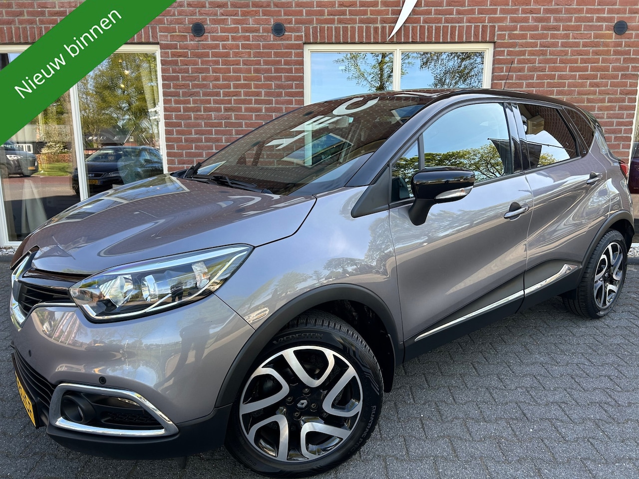 Renault Captur - 0.9 TCe Dynamique TREKHAAK / CAMERA / STOELVERW. / NAVI / CRUISE / CLIMA / LMV+ALL-SEASON - AutoWereld.nl