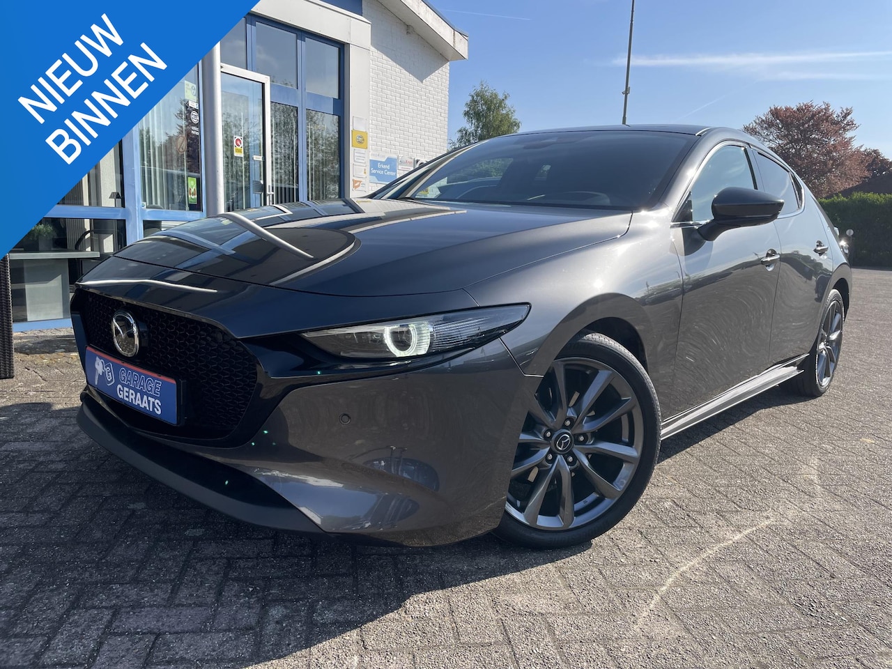 Mazda 3 - 2.0 e-SkyActiv-G M Hybrid 122 Comfort met Bose | Trekhaak, Parkeersensoren V+A, 360° Camer - AutoWereld.nl