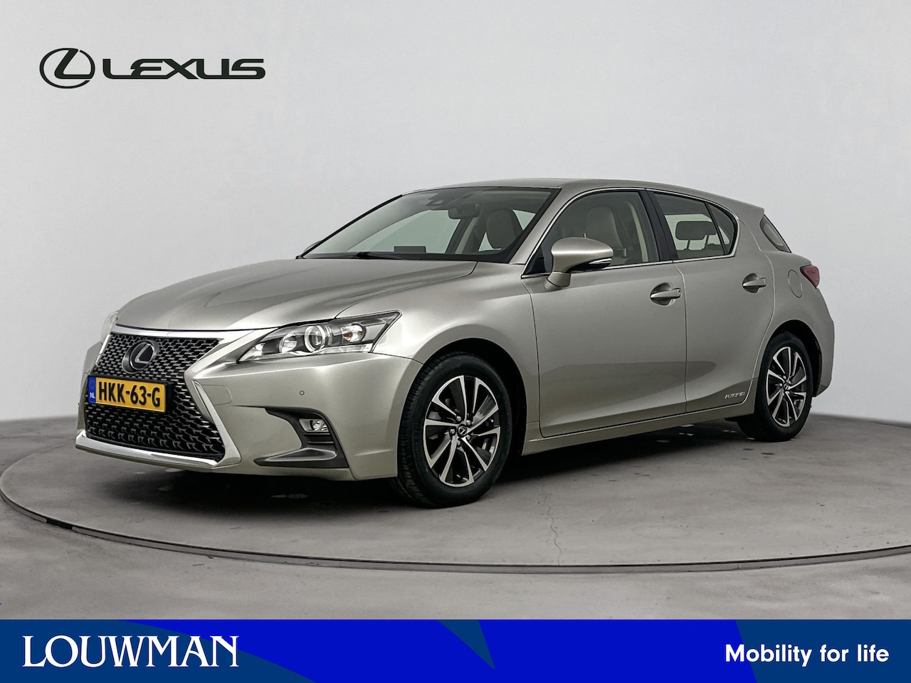 Lexus CT 200h - Business Launch Edition Limited | Stoelverwarming | Adaptive Cruise Control | Parkeersenso - AutoWereld.nl