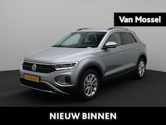 Volkswagen T-Roc - 1.0 TSI Life | Apple carplay | Airco | Cruise control | 17 Inch Velgen | Camera |