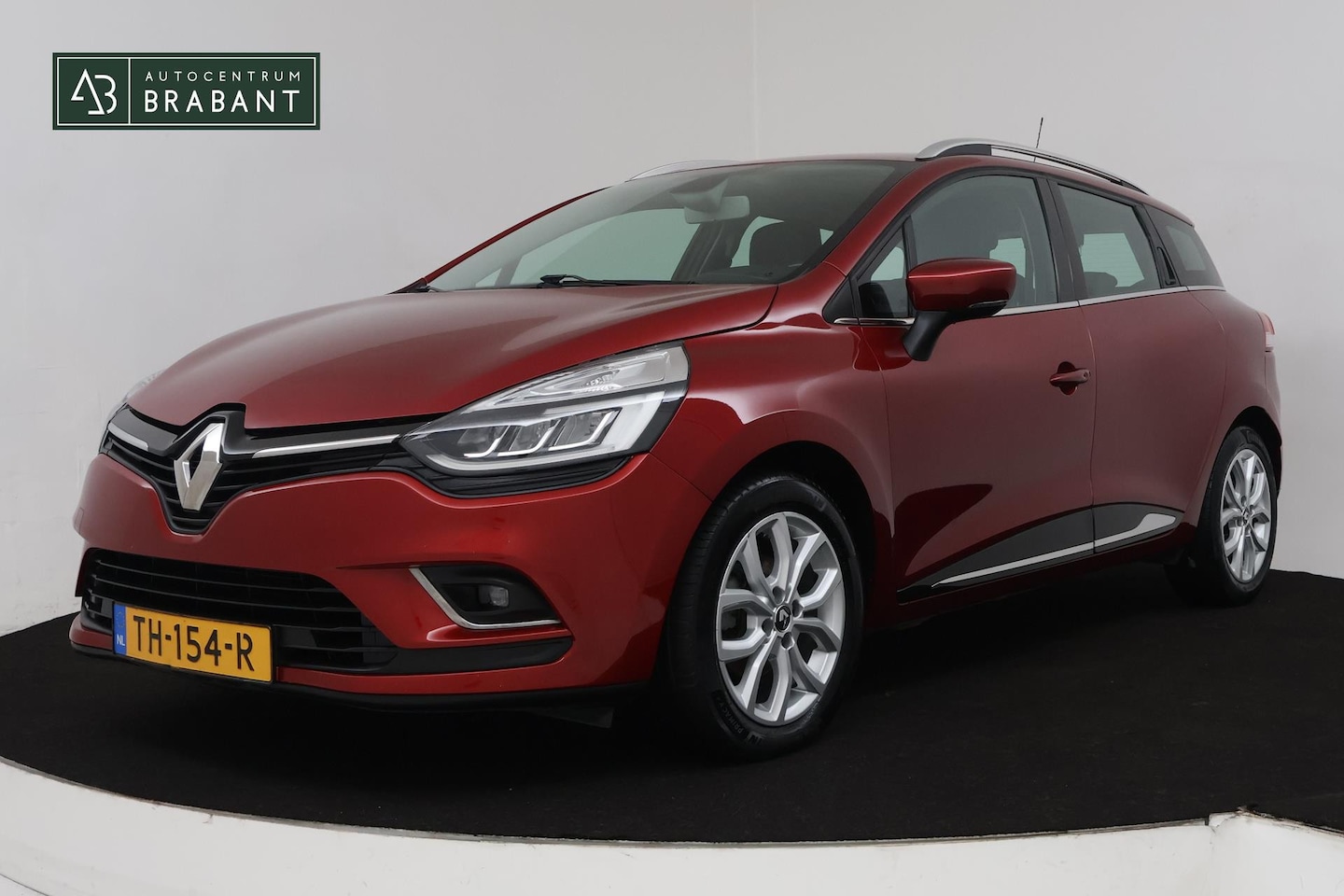 Renault Clio Estate - 0.9 TCe Intens (PARKEERSENSOREN, CRUISE CONTROL, BLUETOOTH, AIRCO) - AutoWereld.nl