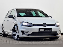 Volkswagen Golf - 1.4 TSI GTE | Orig. NL | Pano | Carplay | Sportuitlaat | Trekhaak